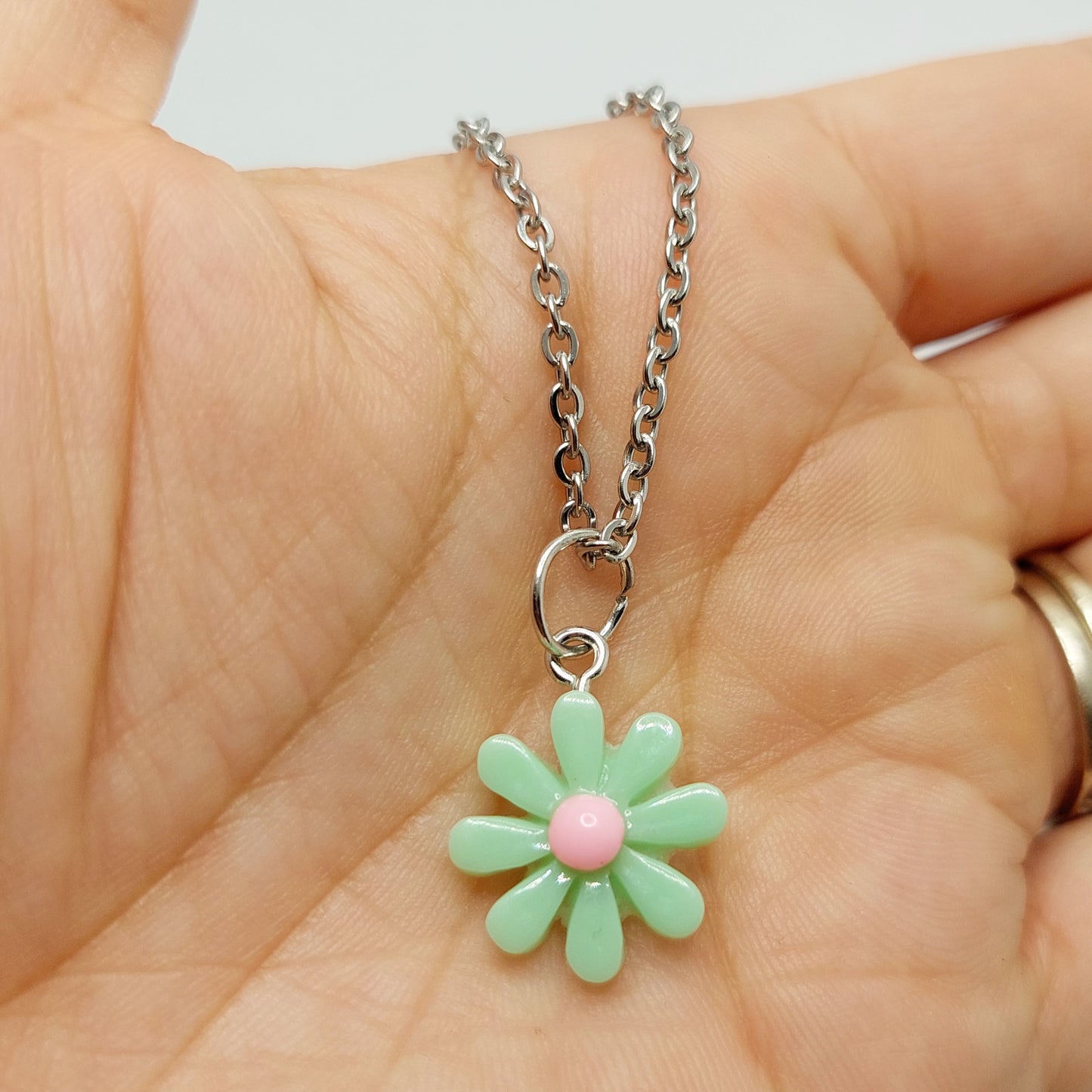 Green Daisy Charm Necklace